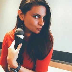 Meet your Posher, Maria